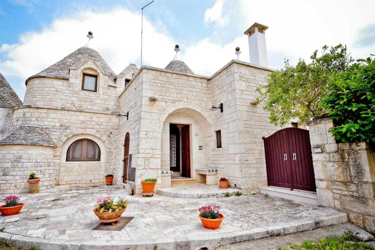 I Trulli di Alejandro Villa Locorotondo Bagian luar foto